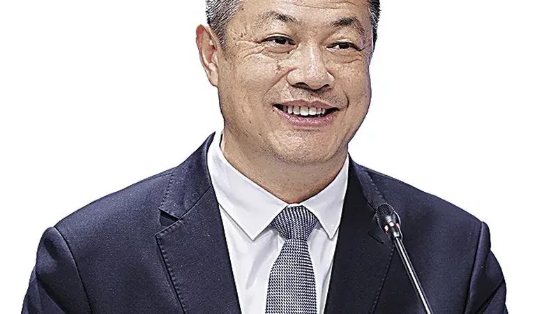 复合材料加工工艺主要包括注塑、挤出、模压、缠绕等。以下是一些提高加工效率的方法：