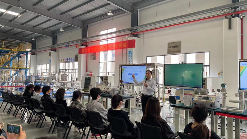 广州无机化工原料批发市场：探寻品质与效率的交汇点**